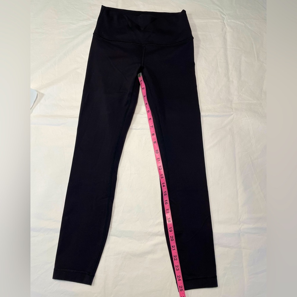 Lululemon Wunder Under leggings, 25”, size 6 - black